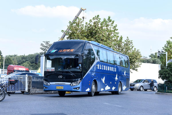 （大巴車(chē)租車(chē)平臺(tái)）如何進(jìn)行深圳租大巴車(chē)？