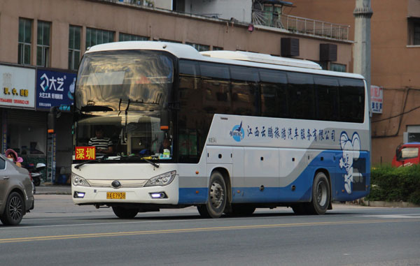 （上海班車租賃）上海班車公司哪家服務(wù)最好？